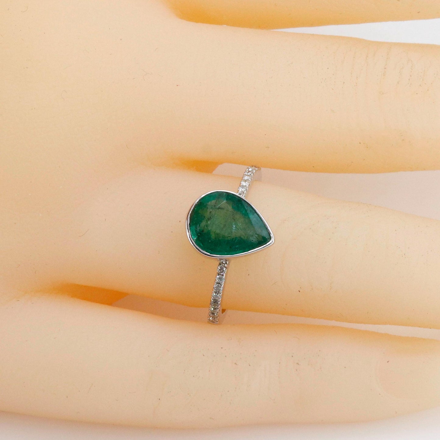 Unique Pear Shape Emerald & Round Shape Ring 18K Gold