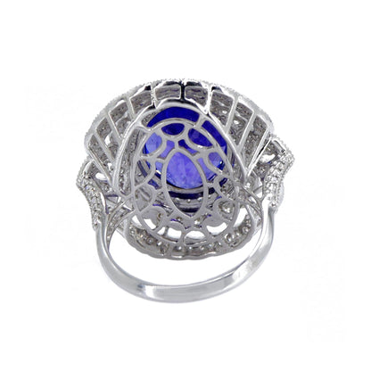 Stunning Oval Tanzanite & Ring 18K Gold