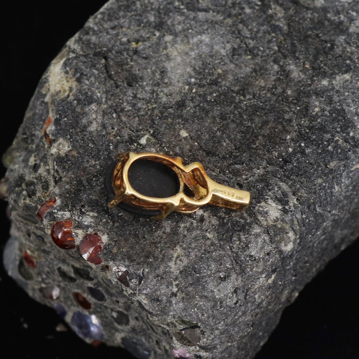 Black Star Pendant 14K Gold
