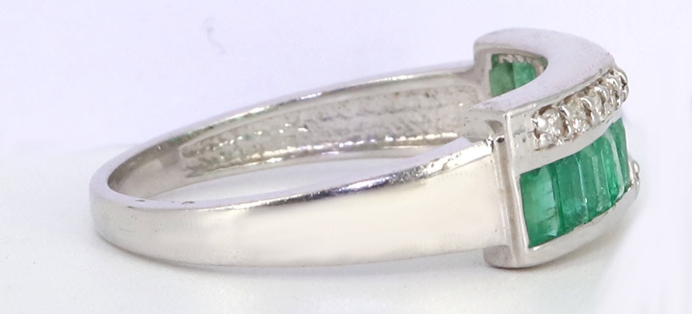 Emerald Ring Silver