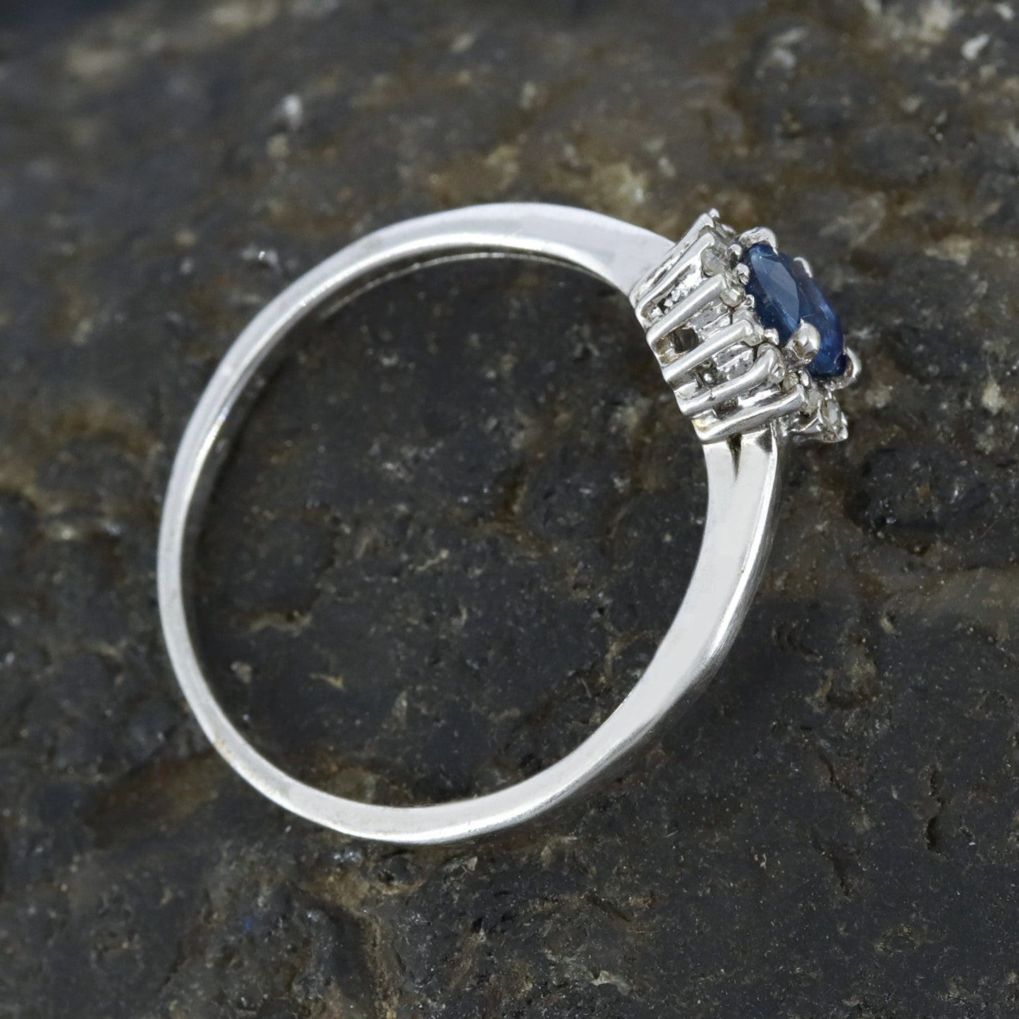 Oval Cut Blue Sapphire Ring Silver