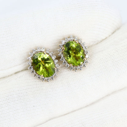 3.61Ct Peridot Earring