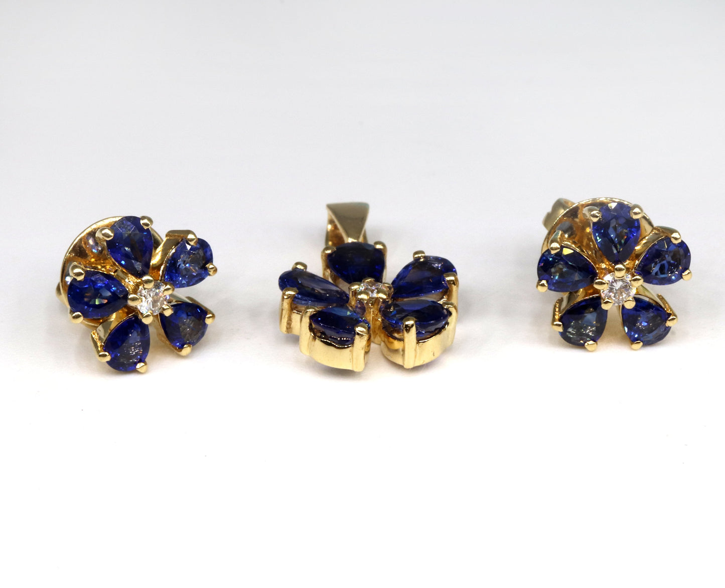 Blue Sapphire Flower Jewelry : Earring 18K Gold