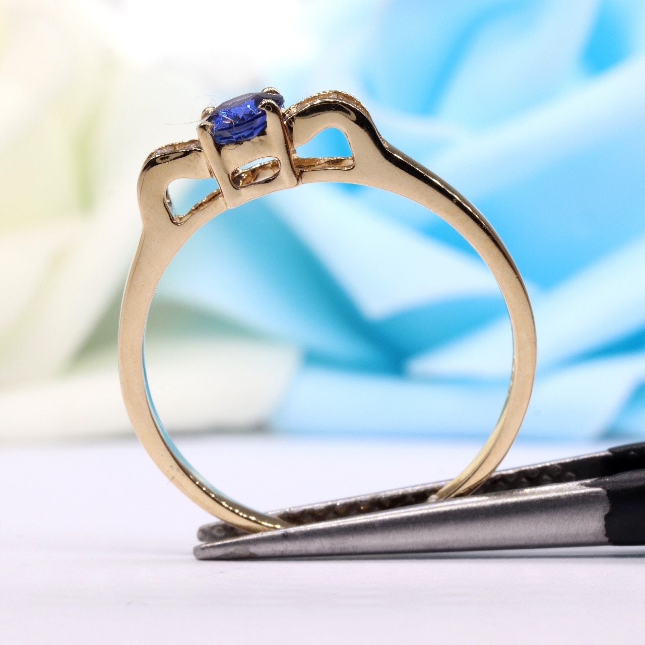 Sapphire Ring 14K Gold
