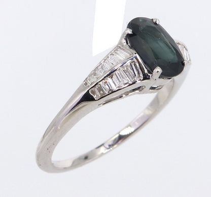 White Beautiful Ring 18K Gold