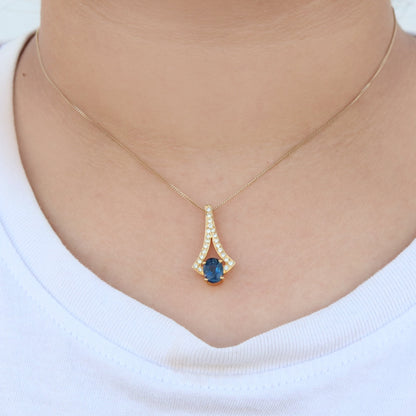 Blue Sapphire Pendant 18K Gold