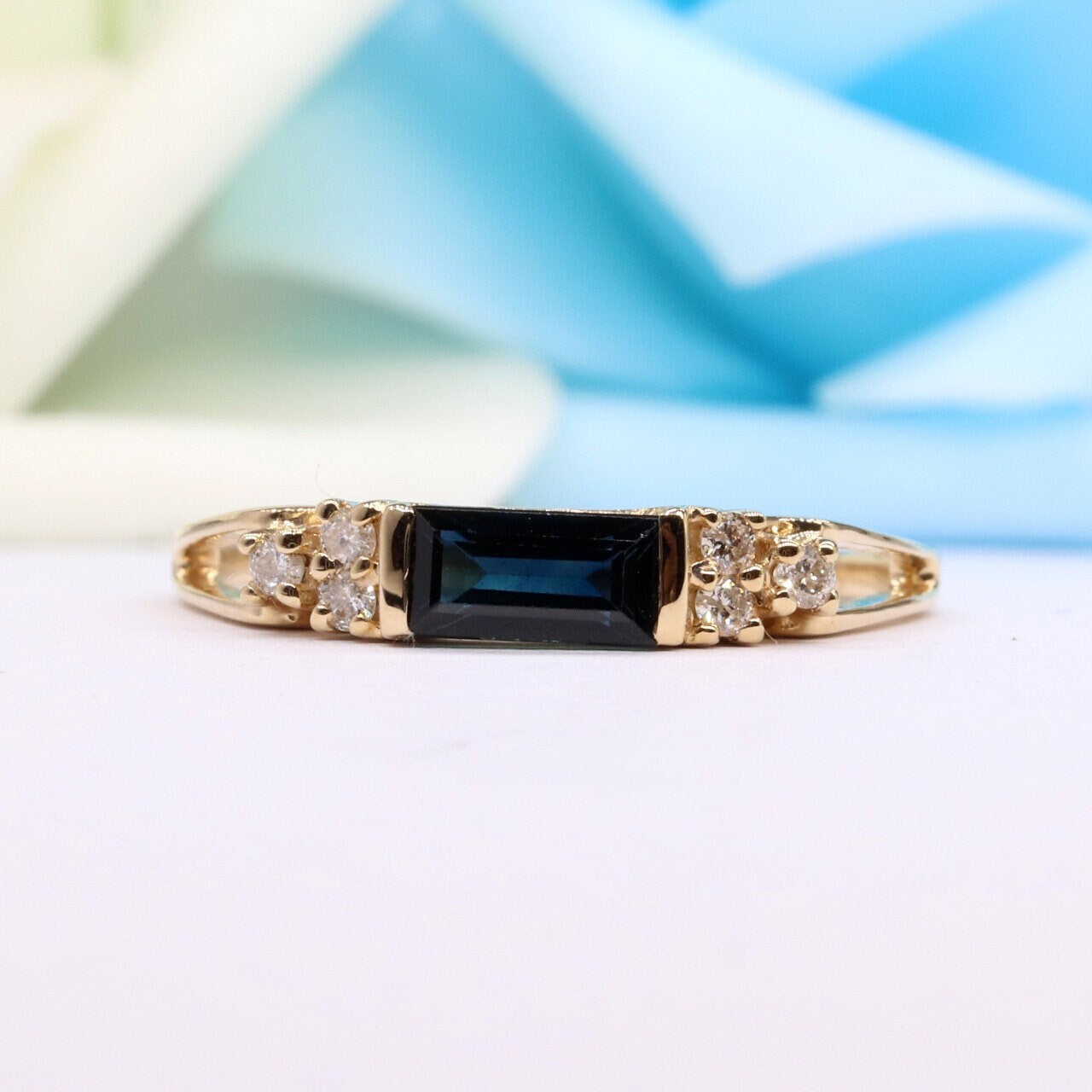 Blue Sapphire Ring 14K Gold
