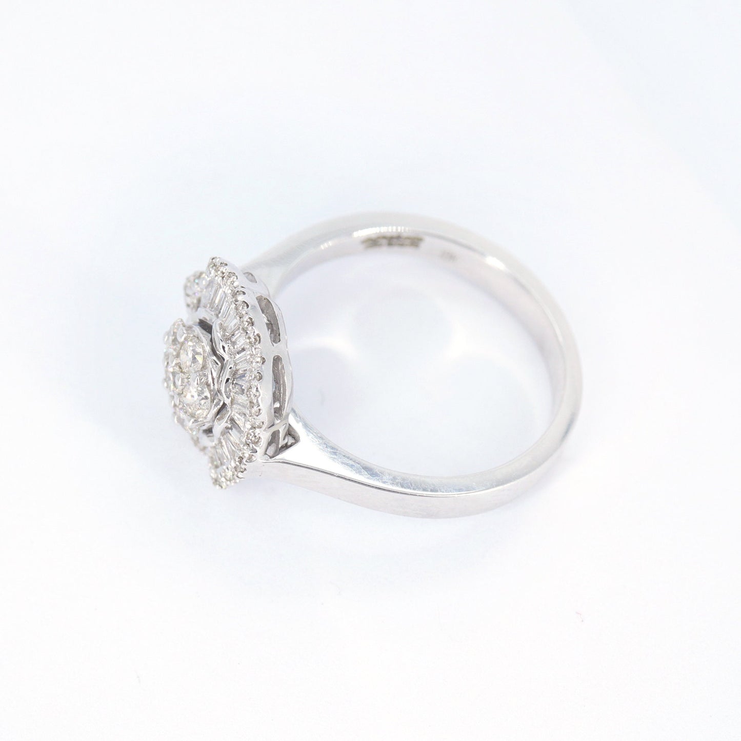 Flower Shape Unique Design Ring 18K Gold