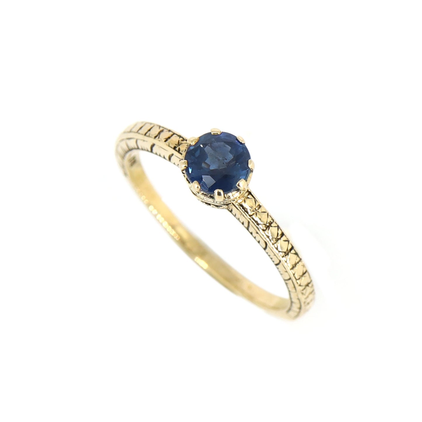 Edwardian Sapphire Ring Gold