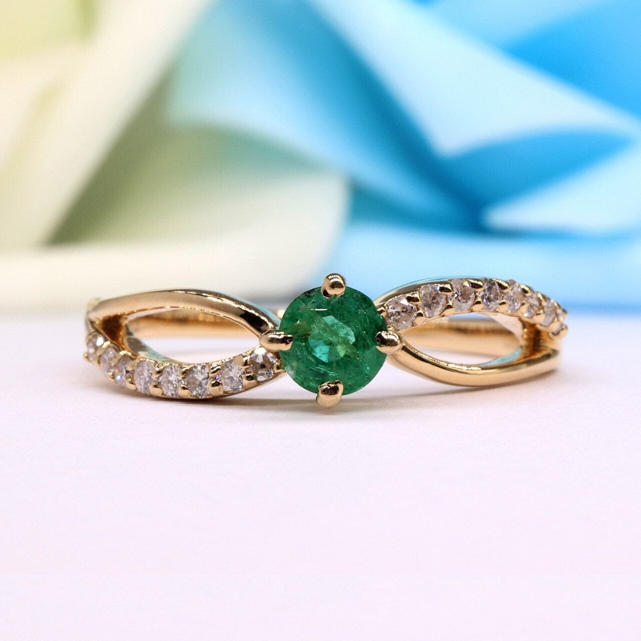Emerald Ring 14K Gold