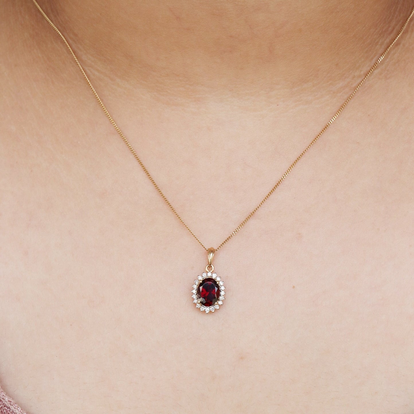Minimalist Necklace 14K Gold