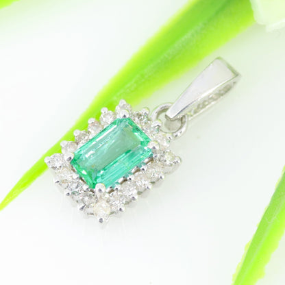 Emerald Necklace Silver