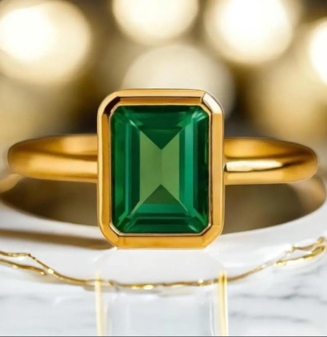Brilliant Emerald Engagement Ring 14K Gold
