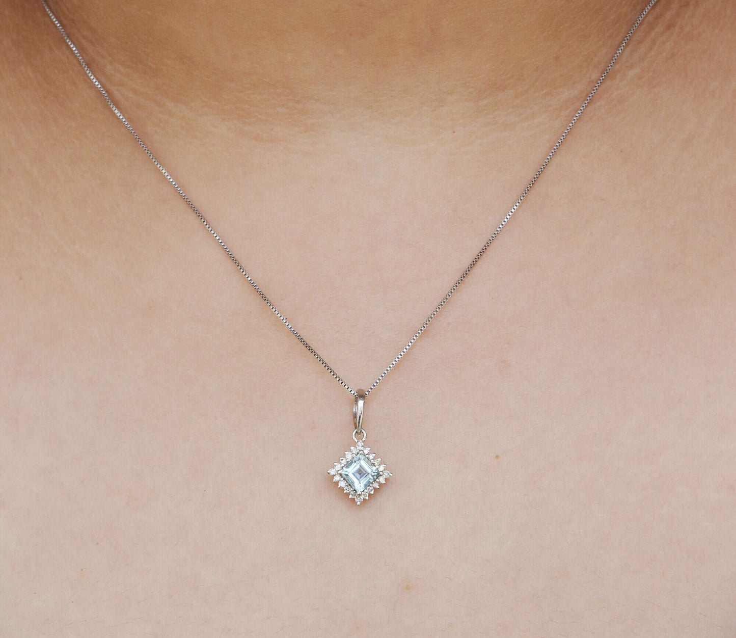 Cluster Pendant 14K Gold