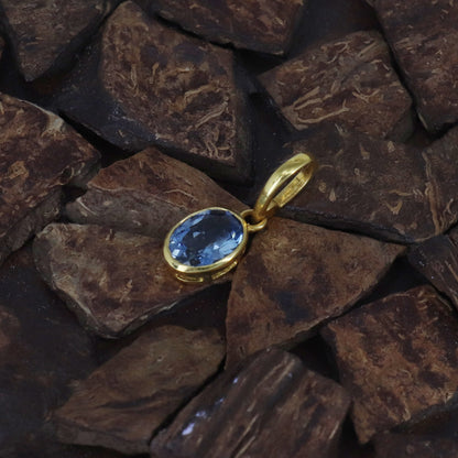 Aquamarine Pendant 14K Gold