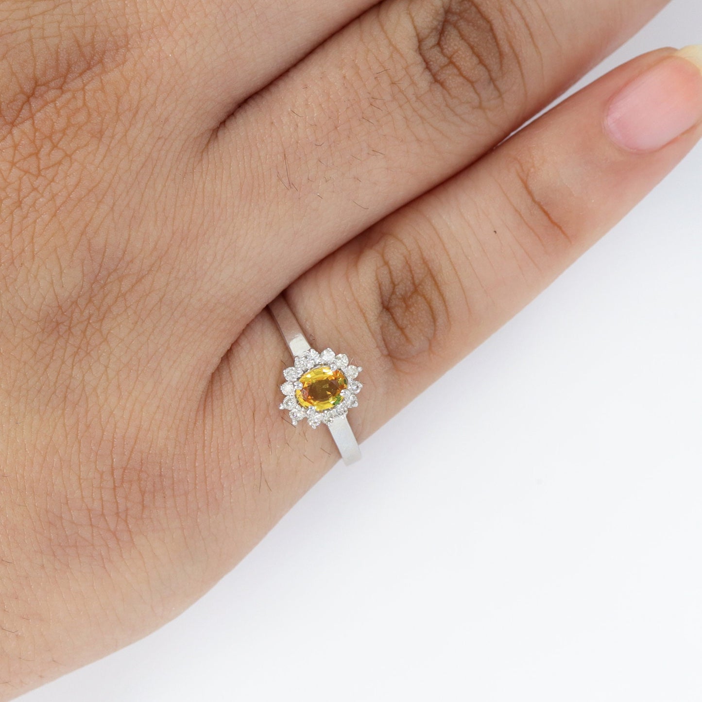 Minimalist White/Yellow Cluster Setting Ring 14K Gold