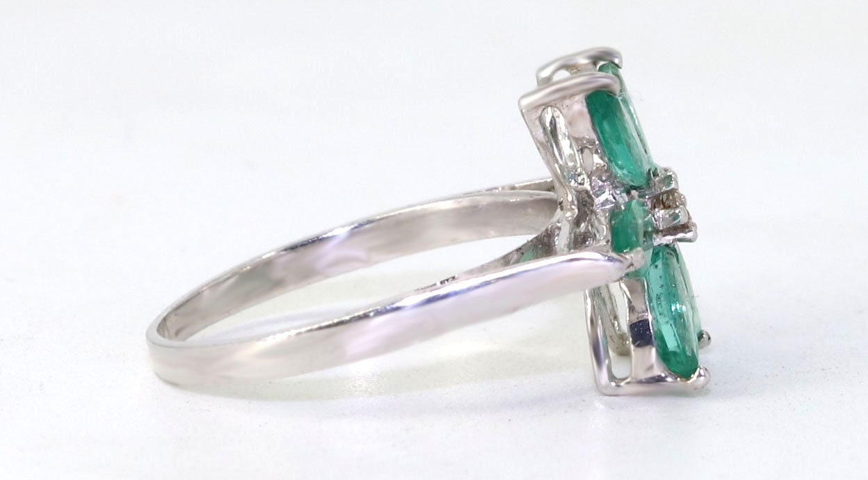 925 Sterling White Rhodium Beautiful Ring Gold