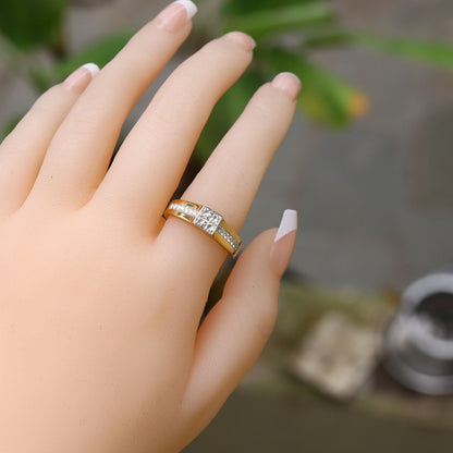 Princess Cut Center Round Cut Ring 18K Gold