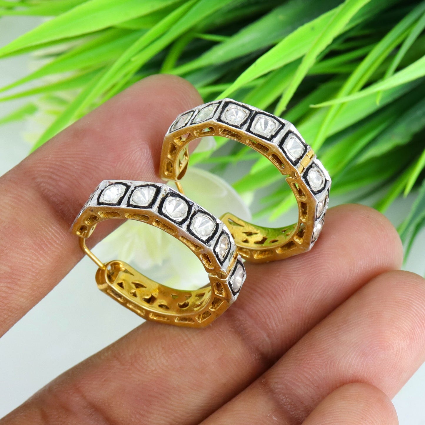 Flat Cut Earring