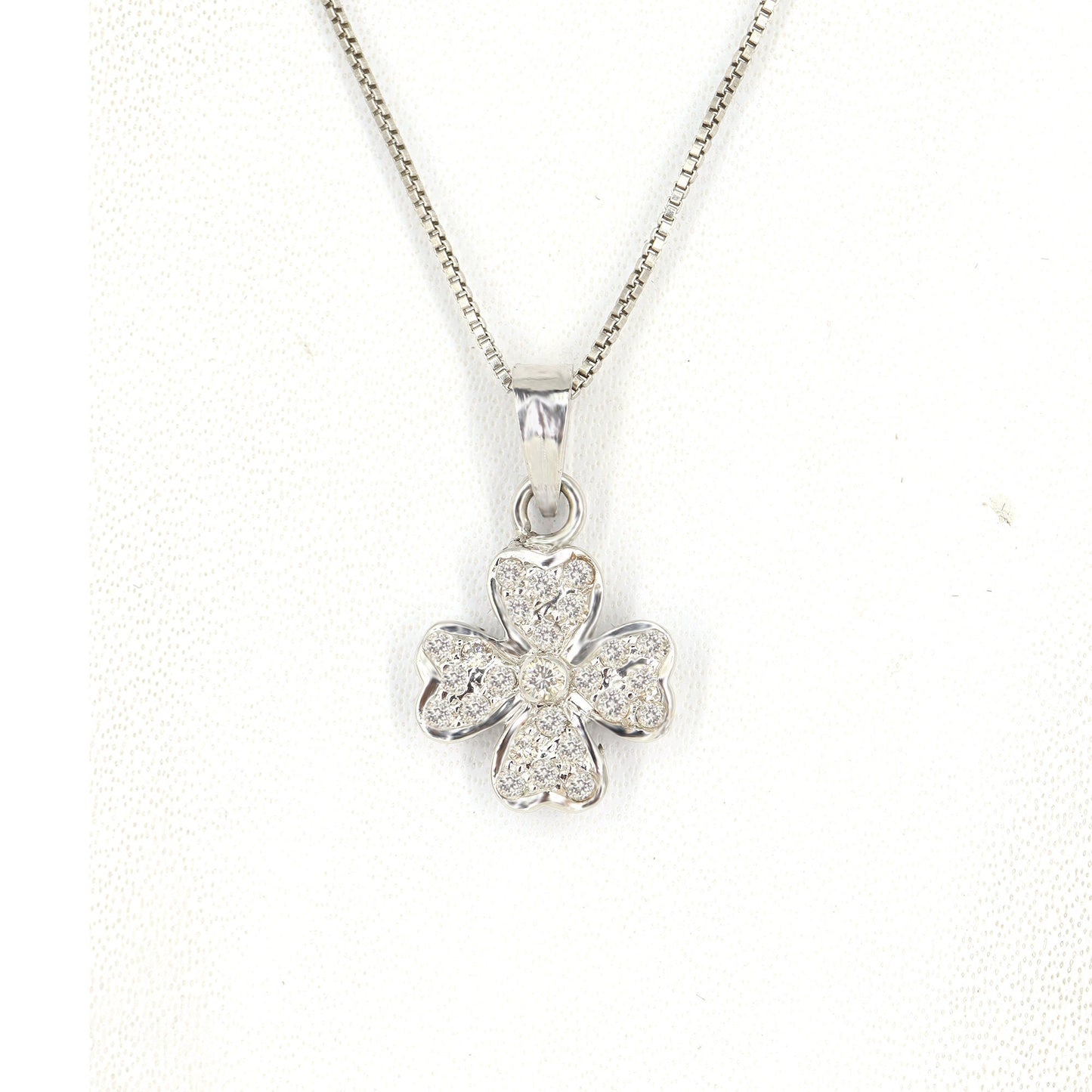 Love Heart Pendant 18K Gold