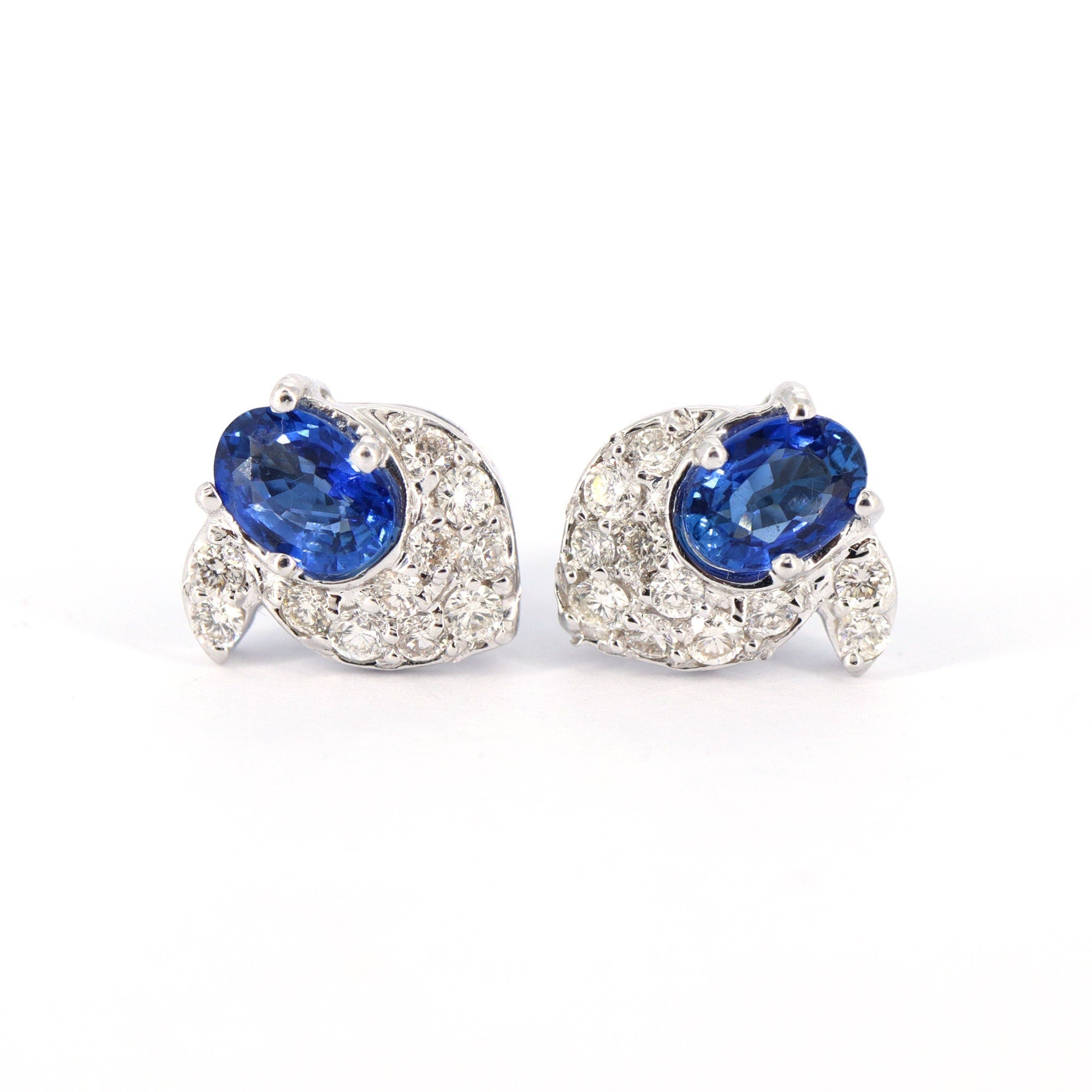 White Studded Blue Sapphire Earring 18K Gold