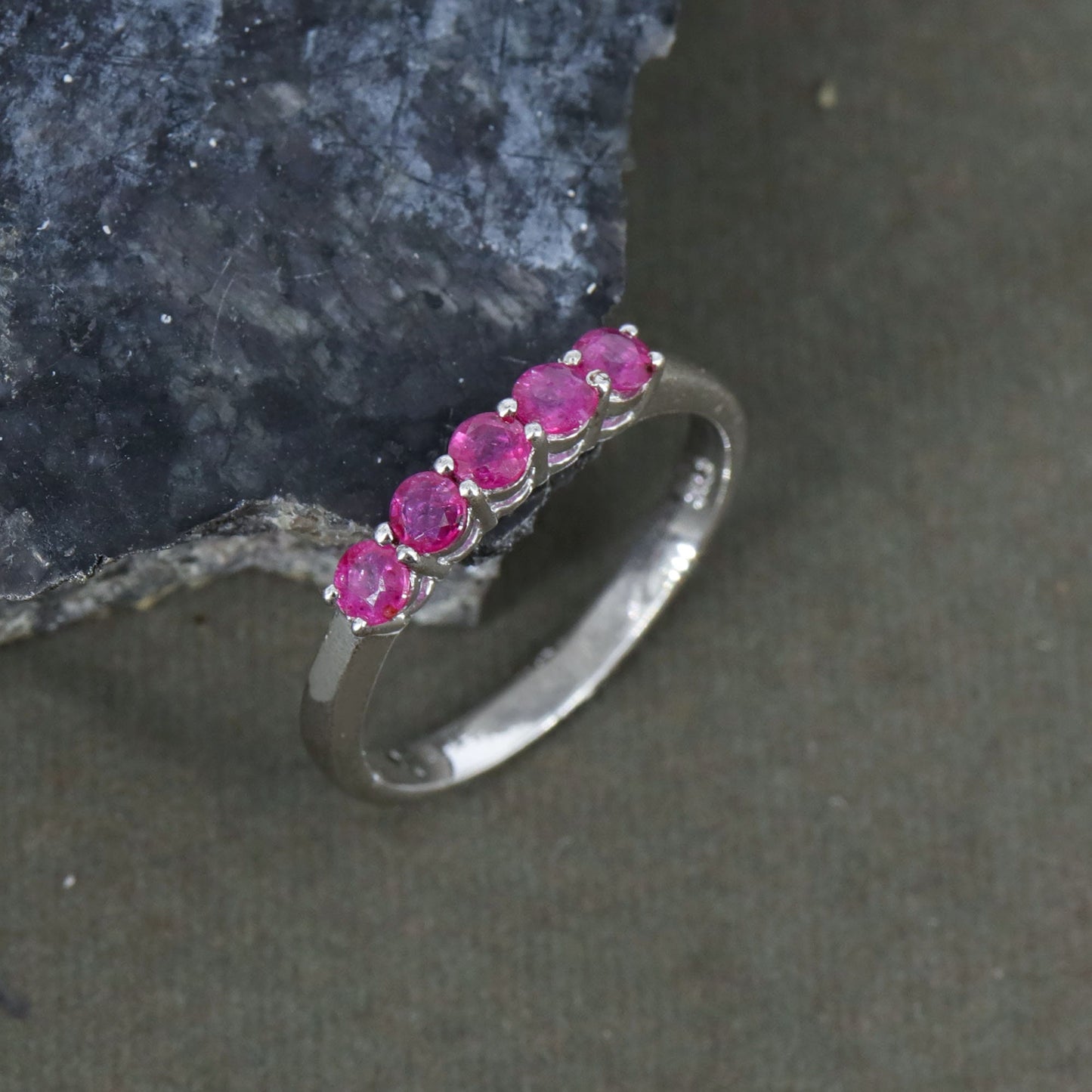 Dainty Ring Silver