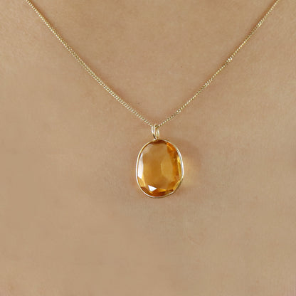 Citrine Pendant 18K Gold