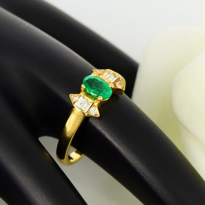 Emerald Ring 18K Gold