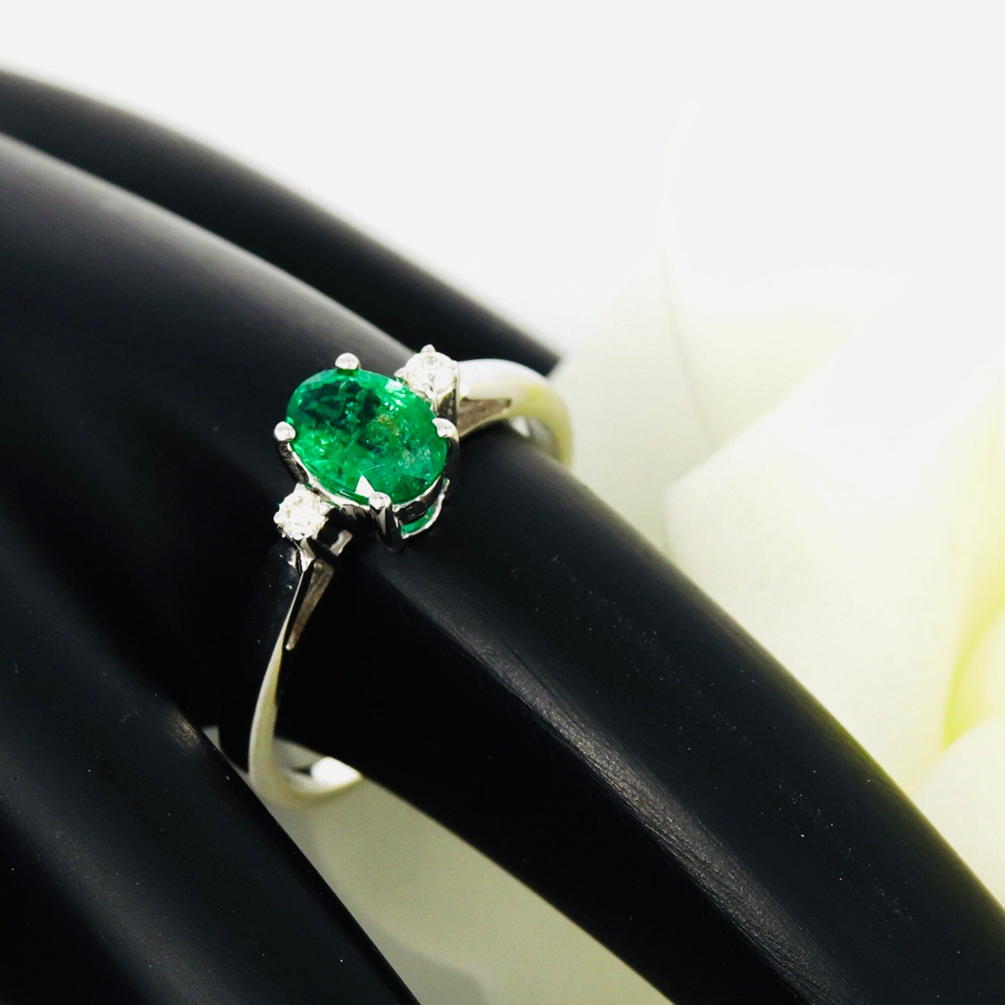 White Ring 14K Gold