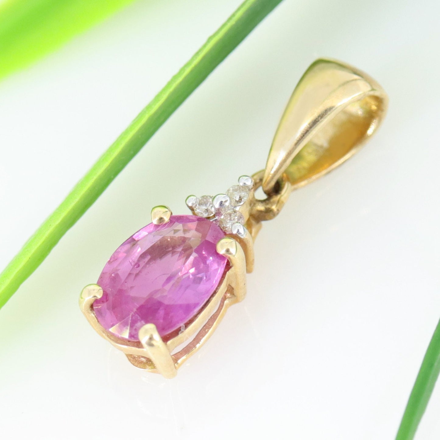 14Kt Yellow Ruby Necklace Gold