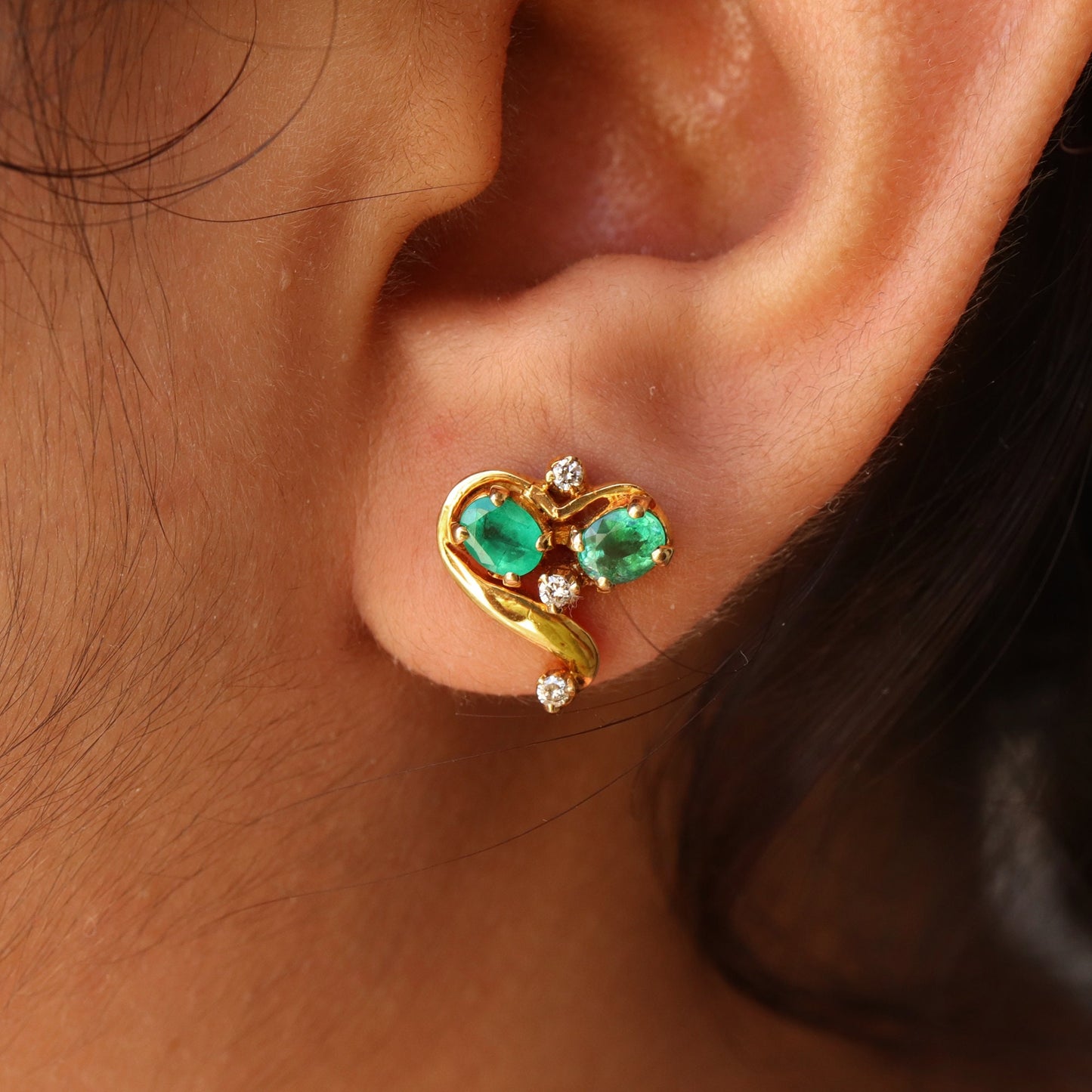 Heart Shape Earring 18K Gold