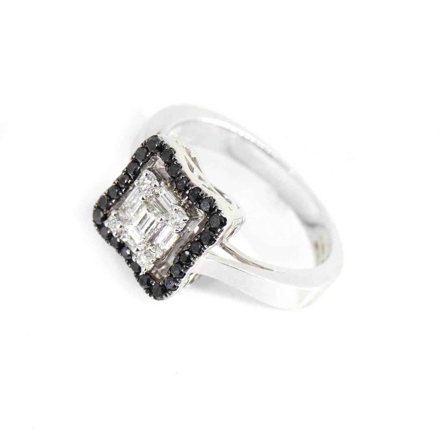 Engagement Ring 18K Gold