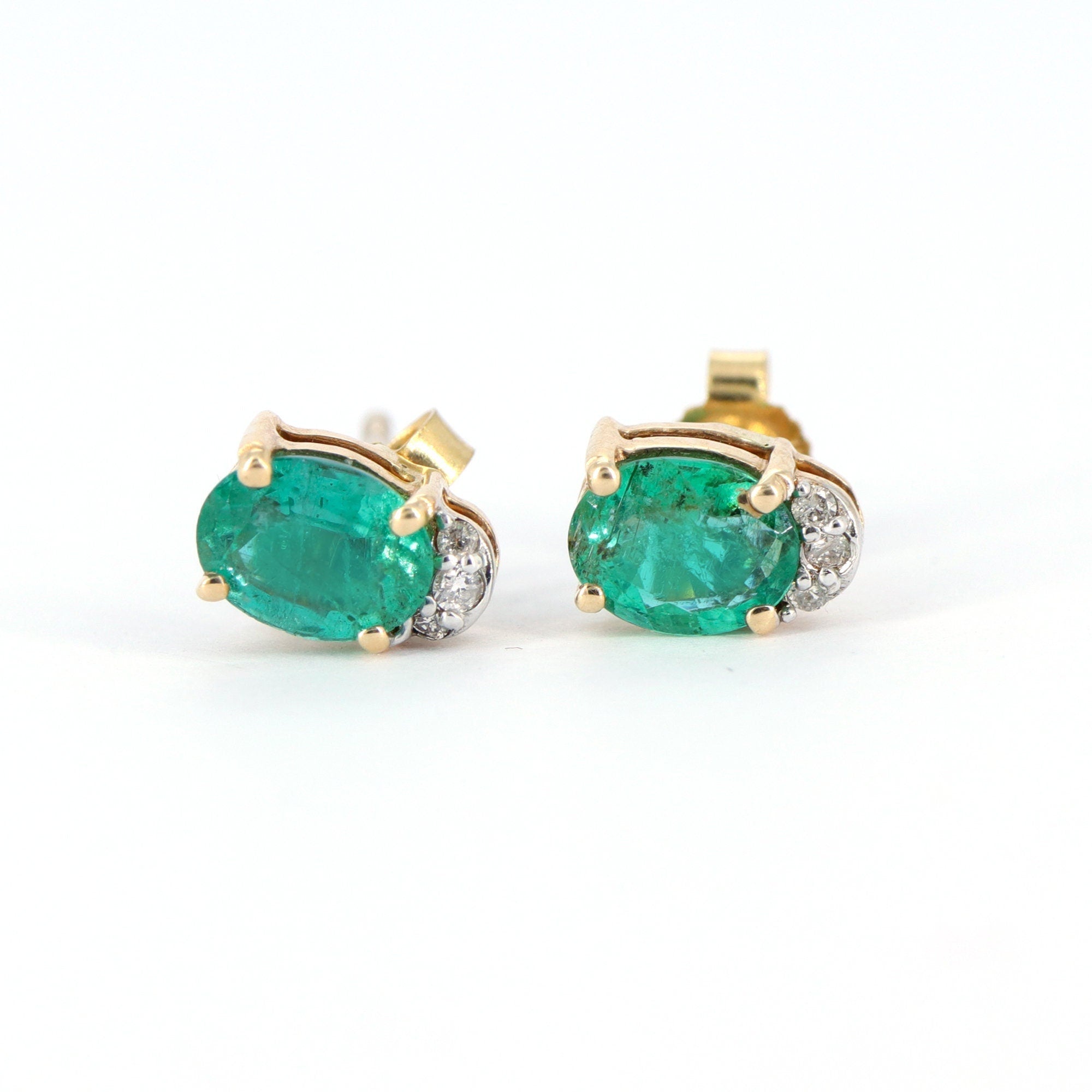 Yellow Studs Oval Cut Emerald & Earring 14K Gold