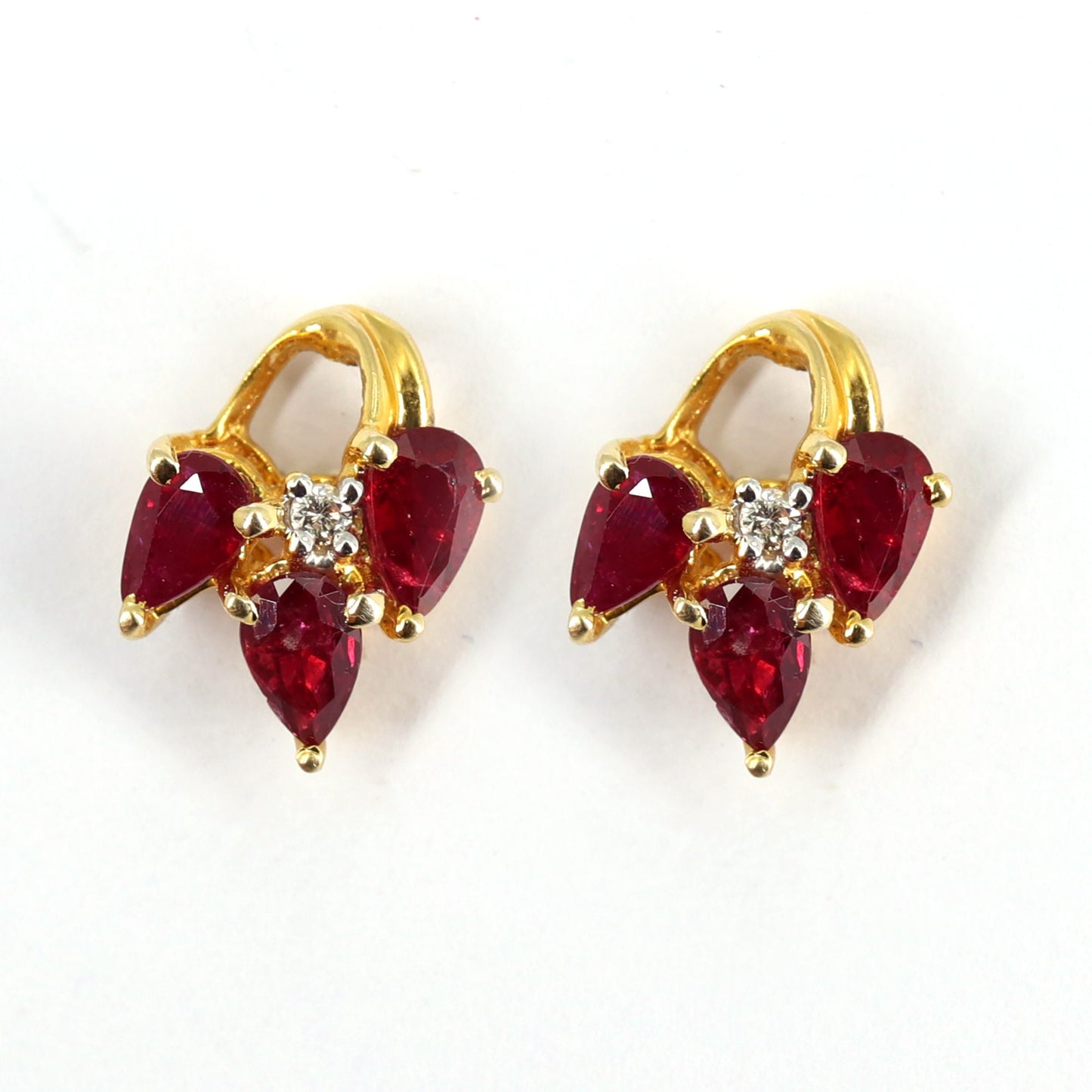Pear Cut Ruby Earring 14K Gold