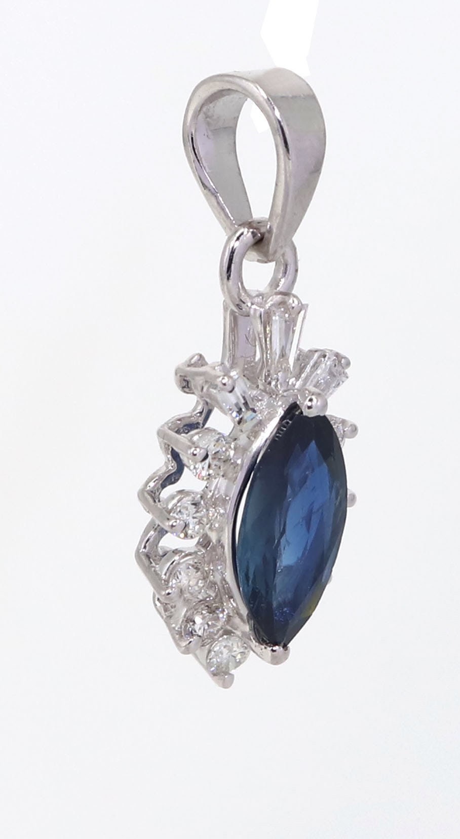 Blue Sapphire White Pendent White Pendant 18K Gold