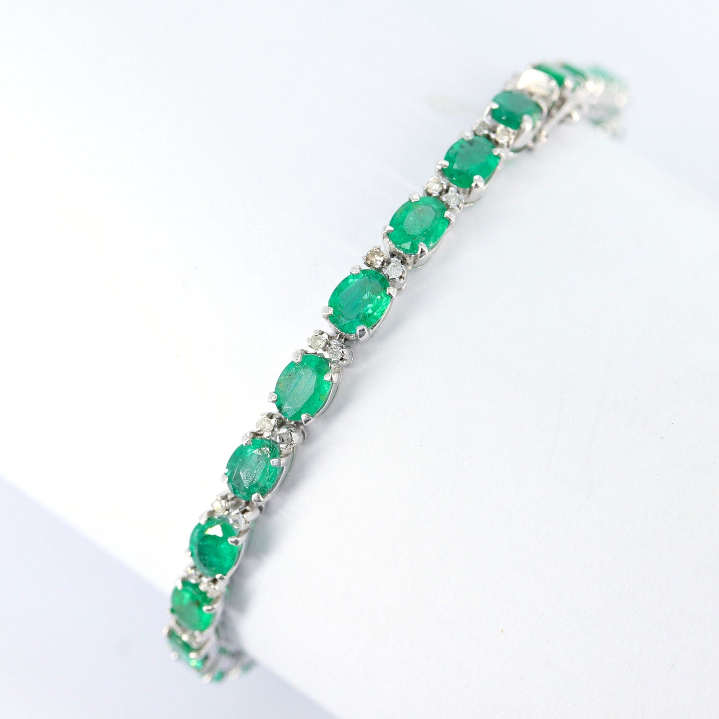 White Bracelet 18K Gold