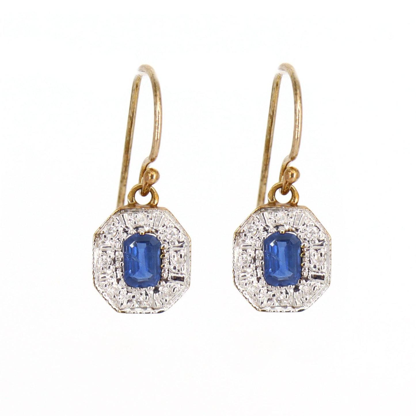 Antique Dangling Earring Gold