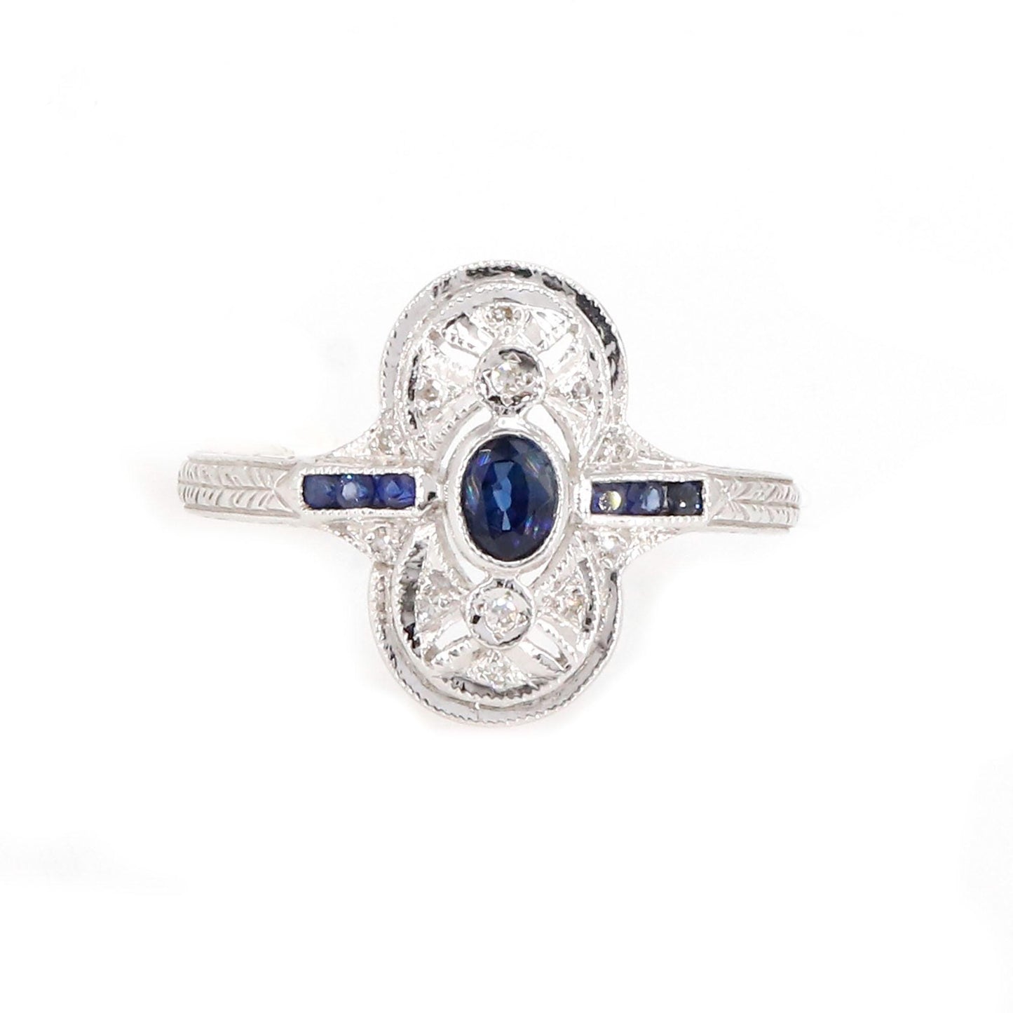 Classic Sapphire Ring 14K Gold