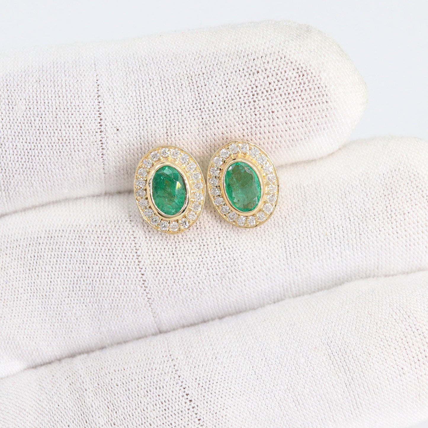 Emerald Stud Earring 14K Gold
