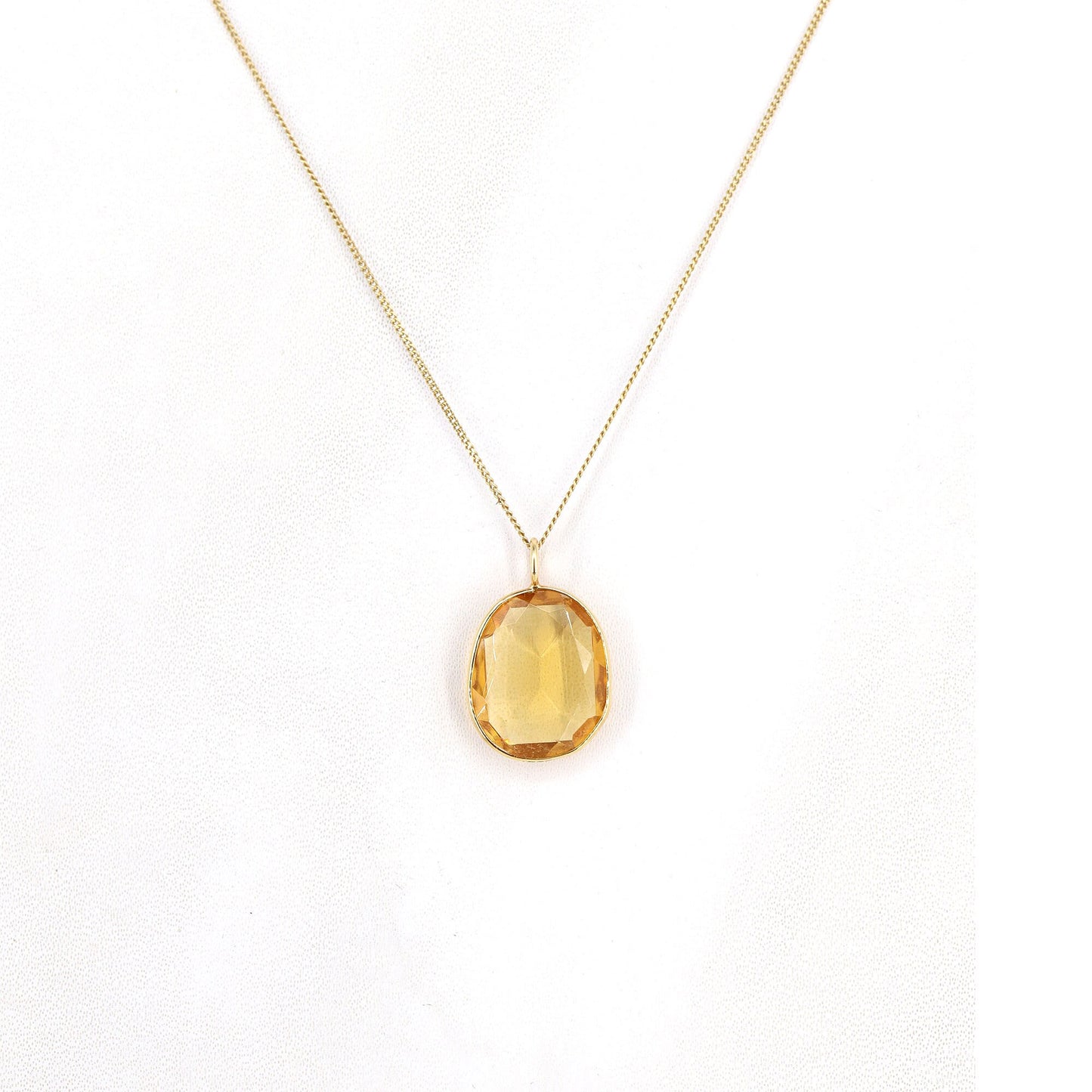 Citrine Pendant 18K Gold