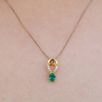 Emerald Pendant 18K Gold