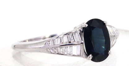 White Beautiful Ring 18K Gold