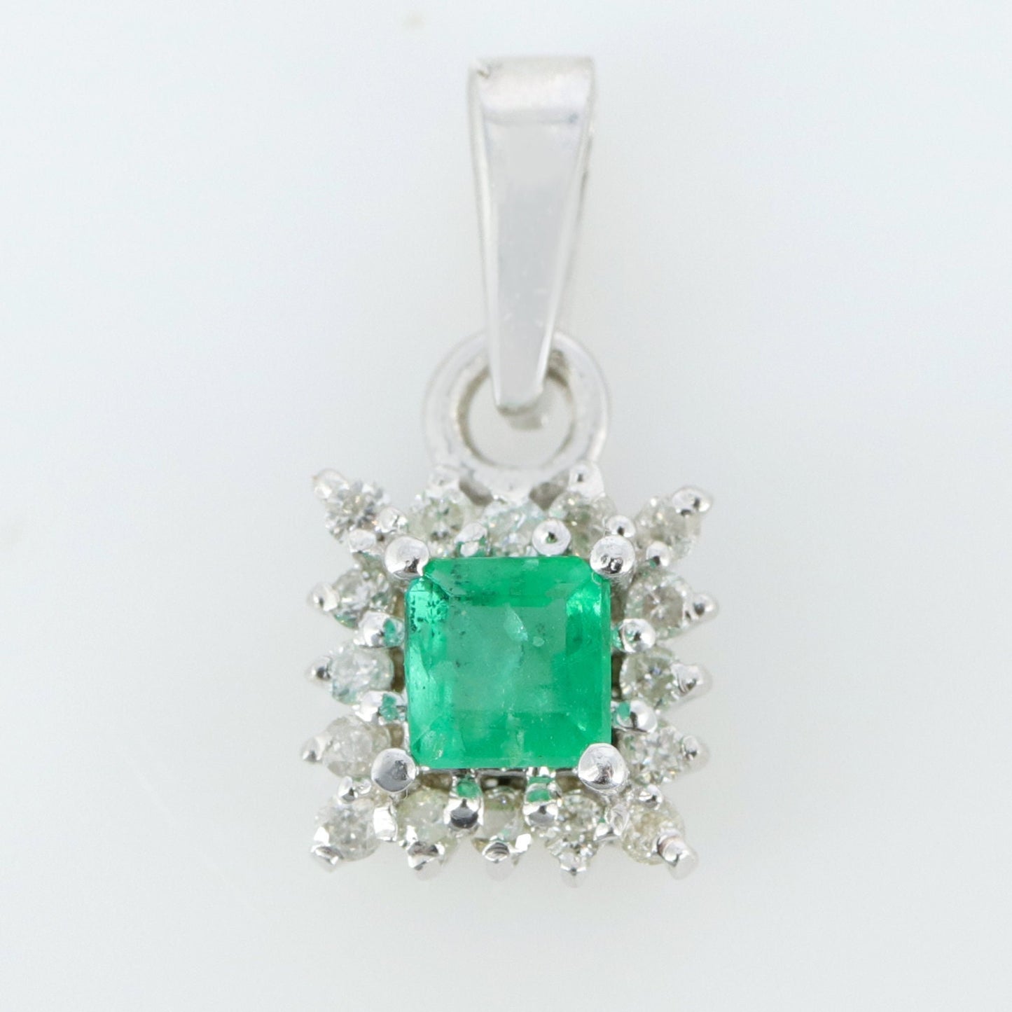 Simple Emerald Pendant Silver