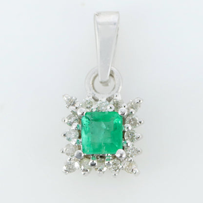 Simple Emerald Pendant Silver