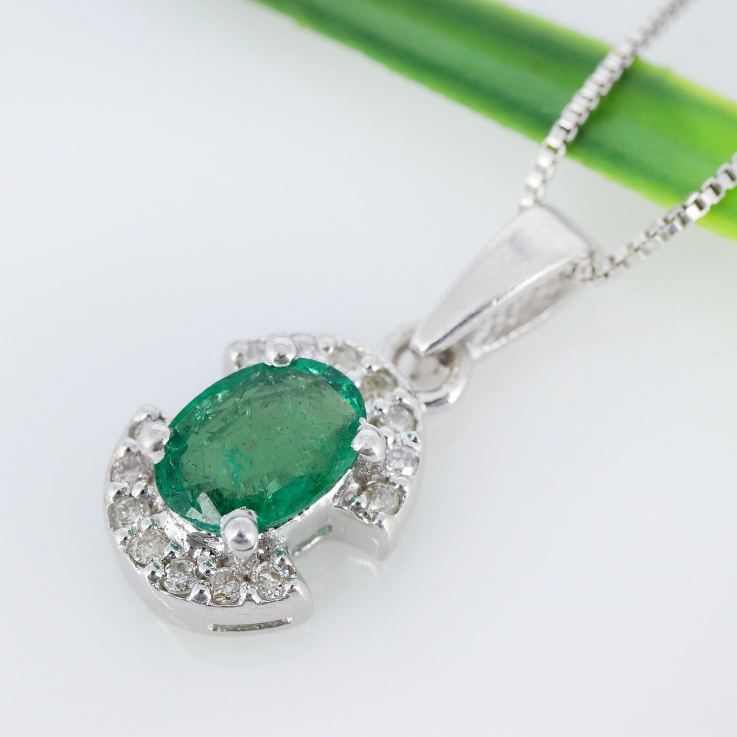 Emerald & Pendant Silver
