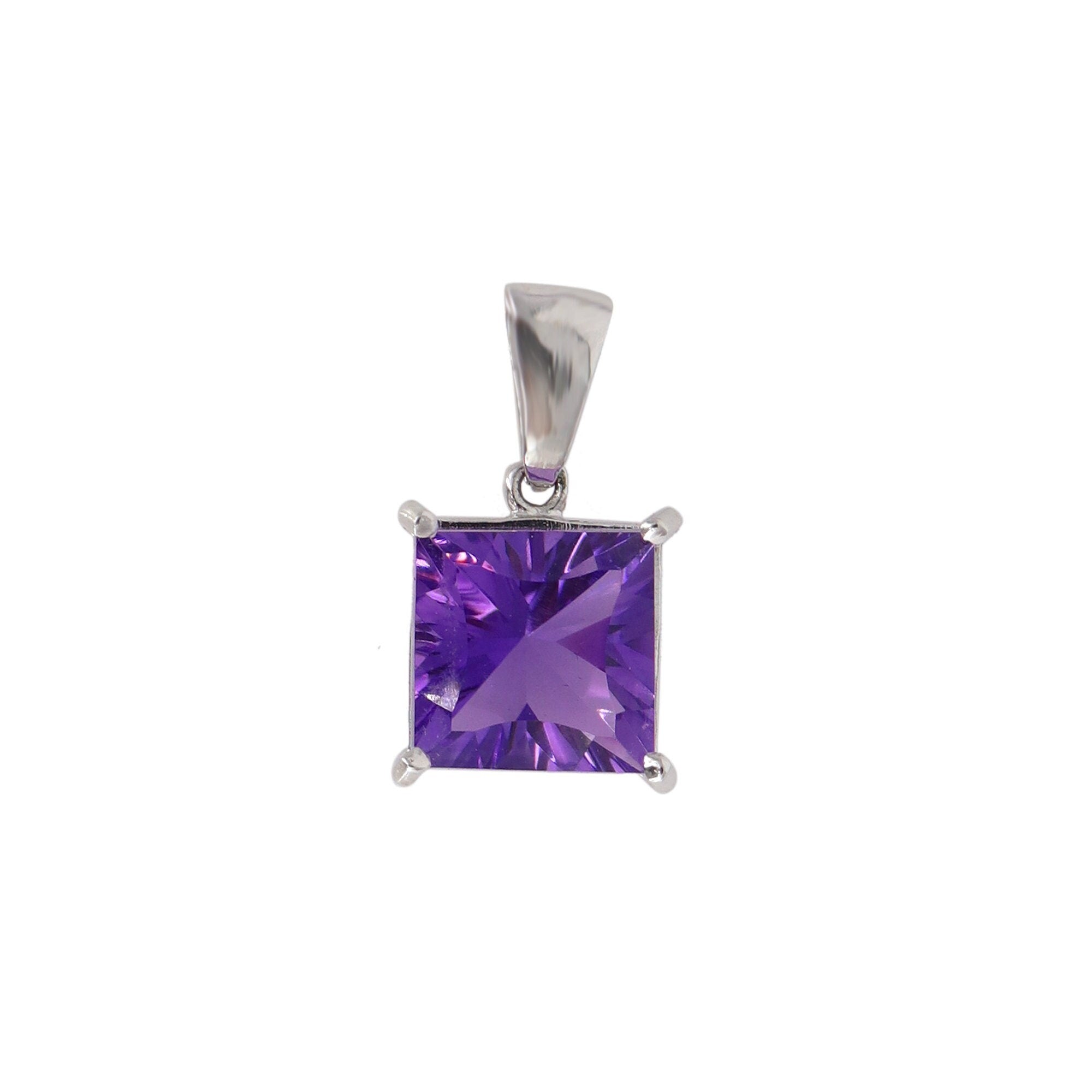 Amethyst White Pendent White Pendant 18K Gold
