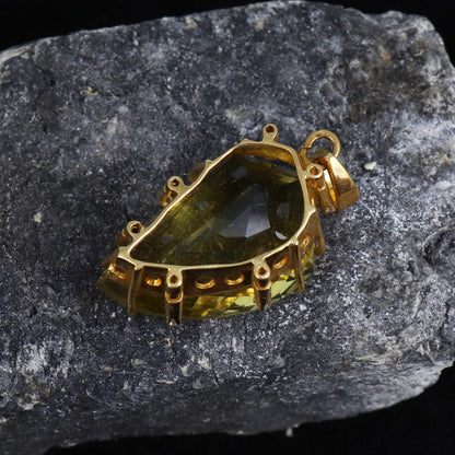 Yellow Lemon Topaz Pendant 18K Gold