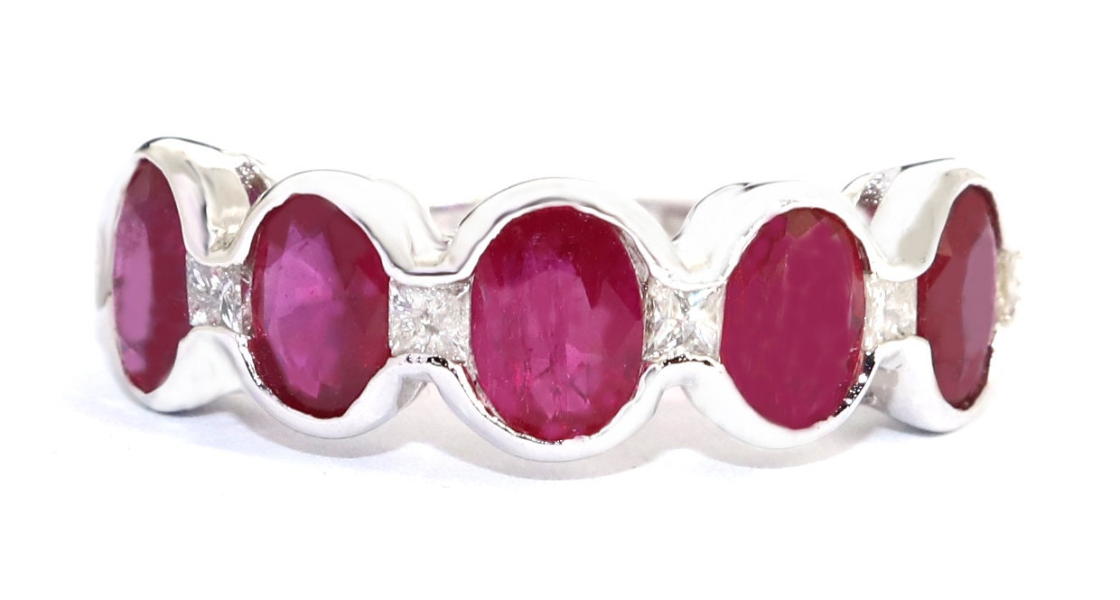 925 Sterling White Rhodium Beautiful Ring Gold