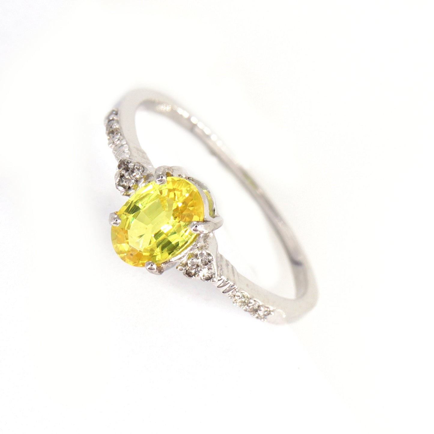 Solitaire Yellow Sapphire Ring 14K Gold