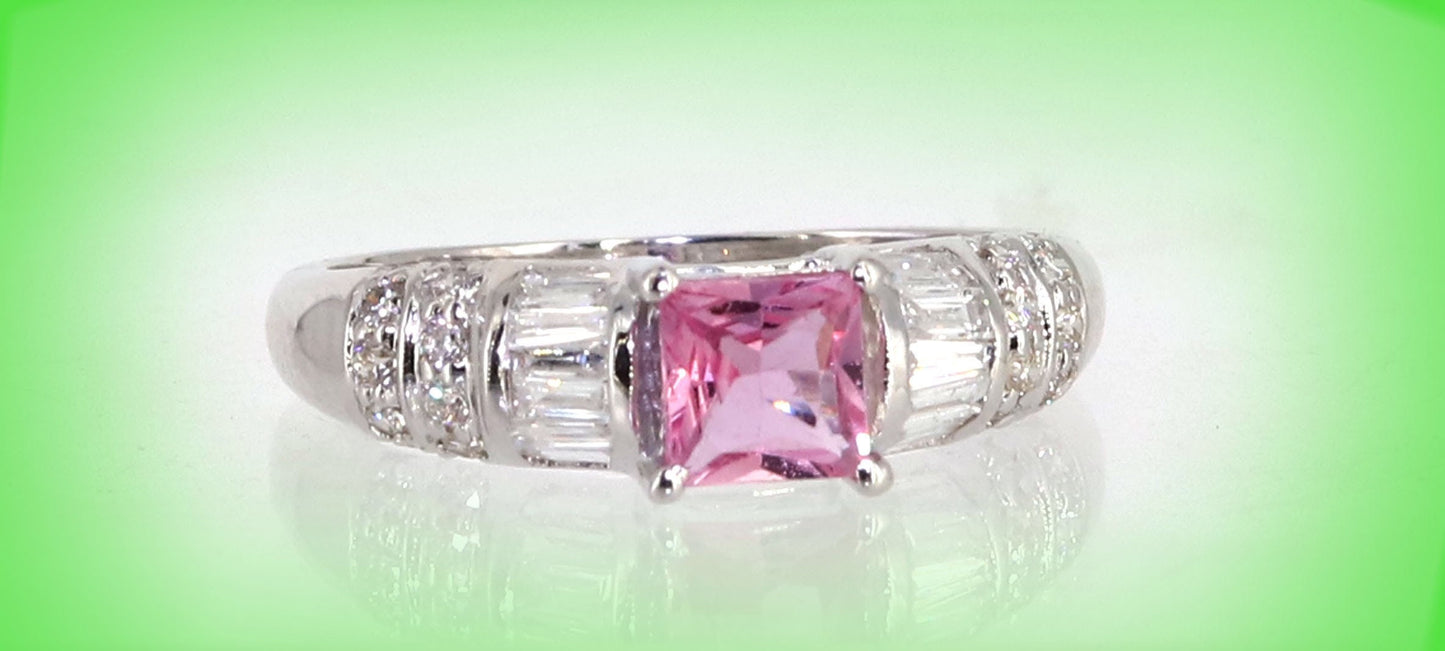 Beautiful Ring 14K Gold